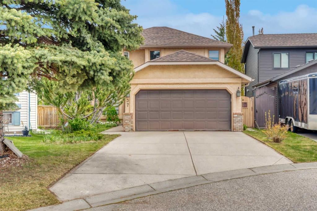 37 Shawbrooke Bay SW, Calgary — photo 2 of 46