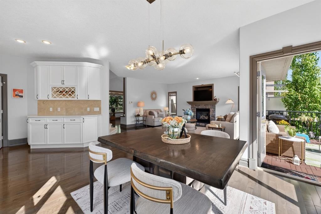 159 Discovery Ridge Way SW, Calgary — photo 4 of 49