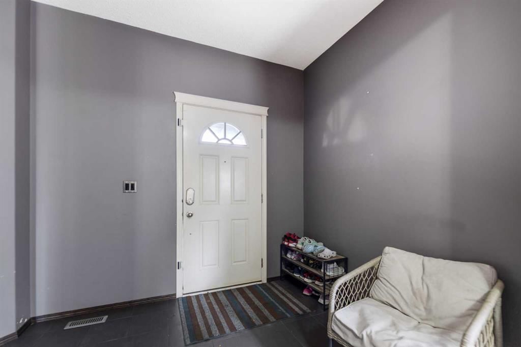 34 Brightoncrest Common SE, Calgary — photo 3 of 33