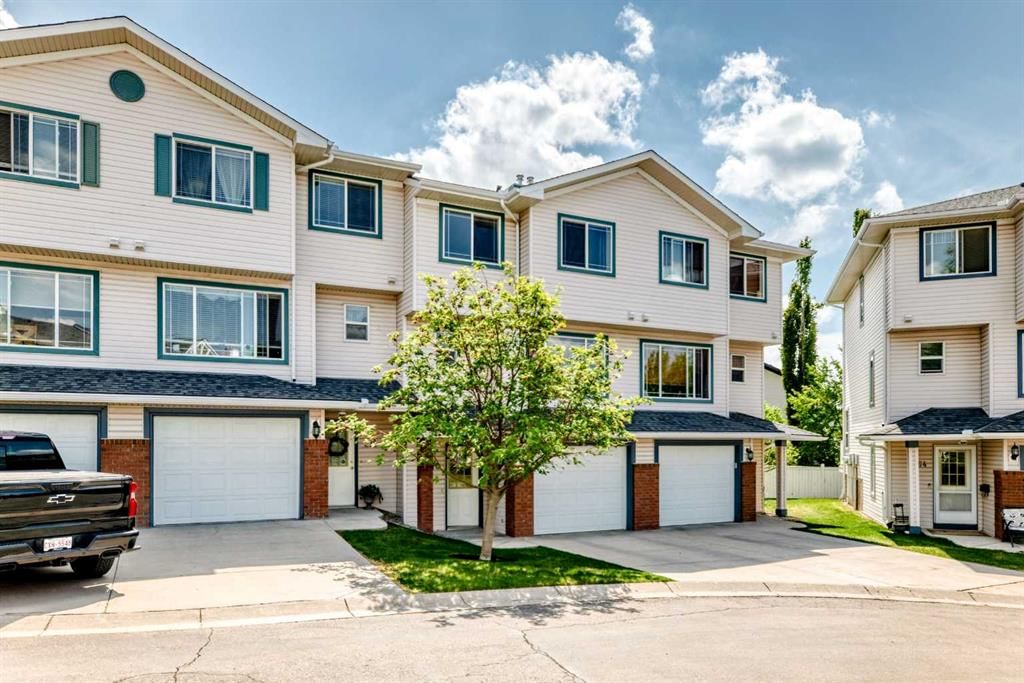 270 Rocky Ridge Court NW, Calgary — main listing photo