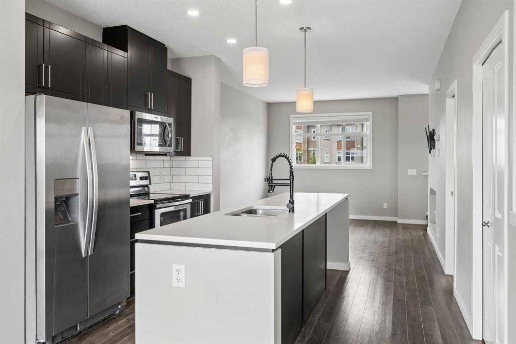 120 Copperstone Villas SE, Calgary — photo 4 of 27