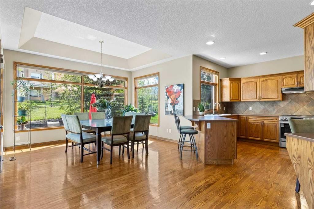 322 Hampstead Way NW, Calgary — photo 4 of 50