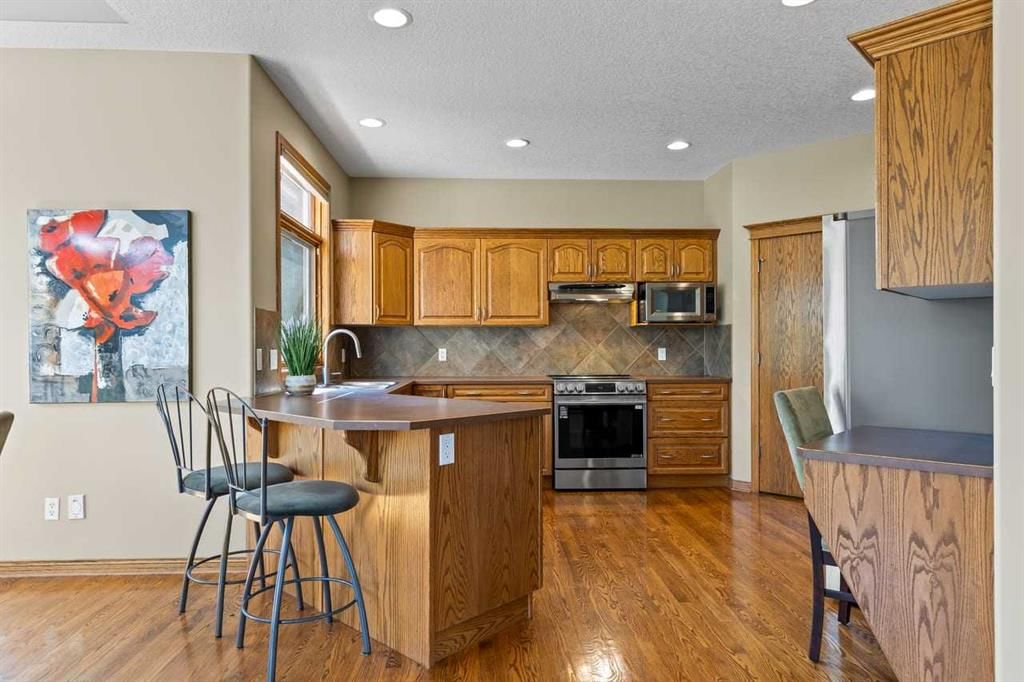 322 Hampstead Way NW, Calgary — photo 5 of 50