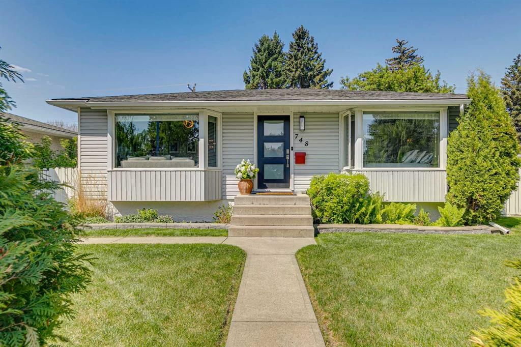 748 Archwood Road SE, Calgary — photo 2 of 40