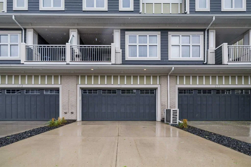 175 Silverado Plains Park SW, Calgary — photo 2 of 34