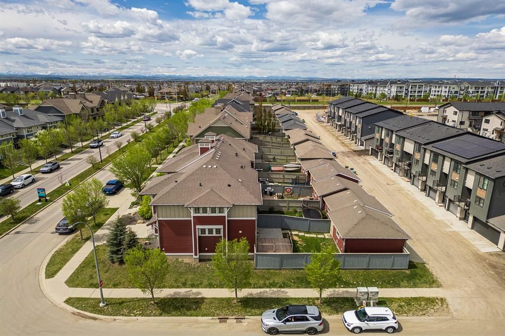 86 Mahogany Drive SE, Calgary — photo 4 of 50