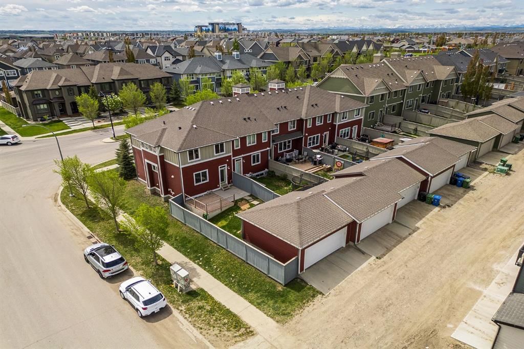 86 Mahogany Drive SE, Calgary — photo 5 of 50