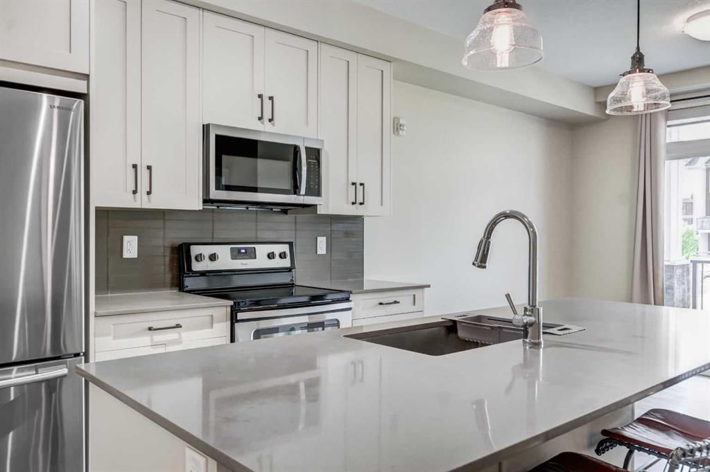 120, 20 Walgrove Walk SE, Calgary — photo 5 of 30