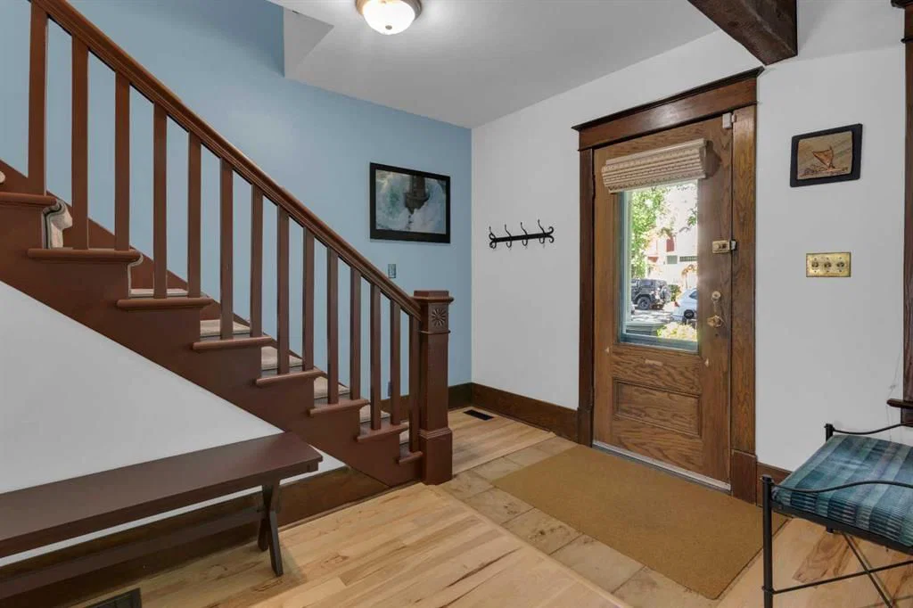 1733 13 Avenue SW, Calgary — photo 4 of 41