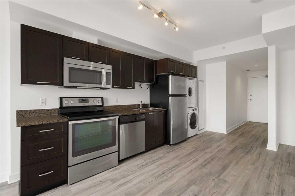 1902, 3820 Brentwood Road NW, Calgary — photo 3 of 20