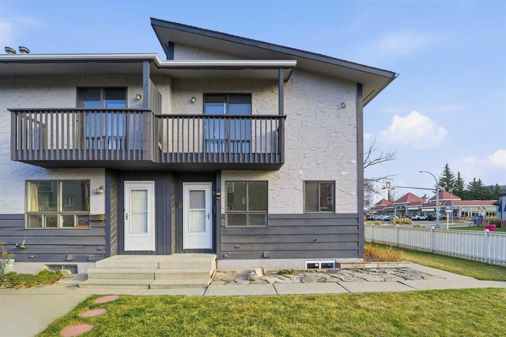 3, 2804 17 Avenue SW, Calgary — photo 3 of 34