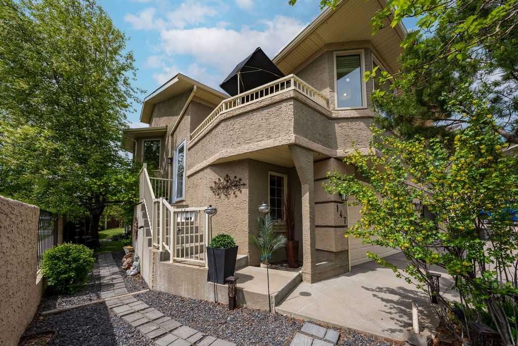 147 Silver Creek Mews NW, Calgary — photo 3 of 42