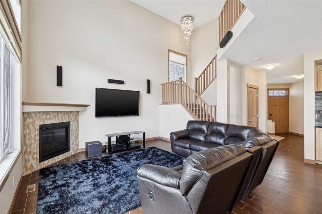 47 Silverado Skies Manor SW, Calgary — photo 4 of 40