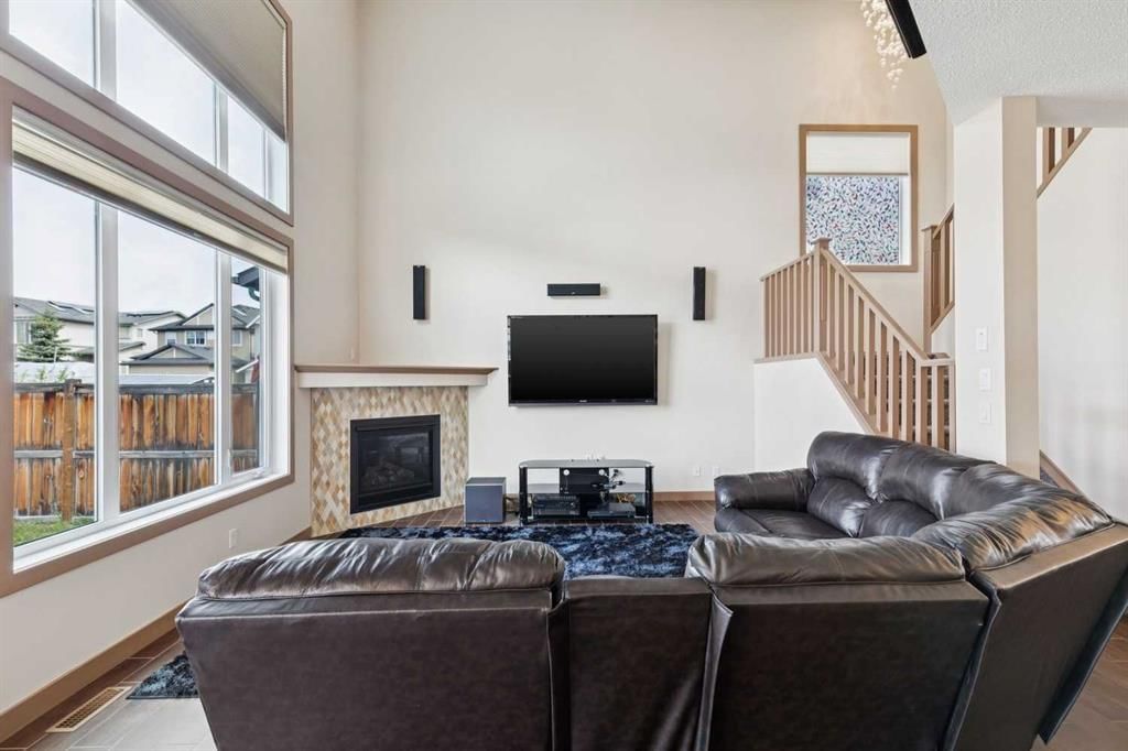 47 Silverado Skies Manor SW, Calgary — photo 5 of 40