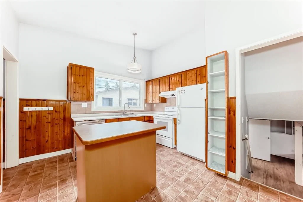 544 Penworth Way SE, Calgary — photo 2 of 21