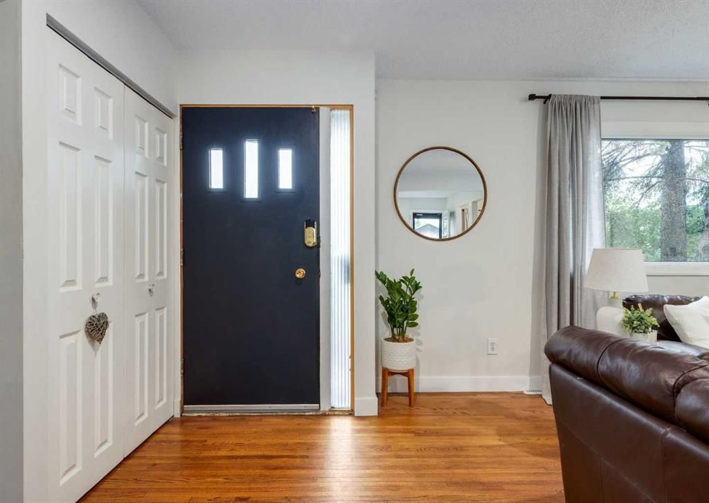 182 Fyffe Road SE, Calgary — photo 2 of 50