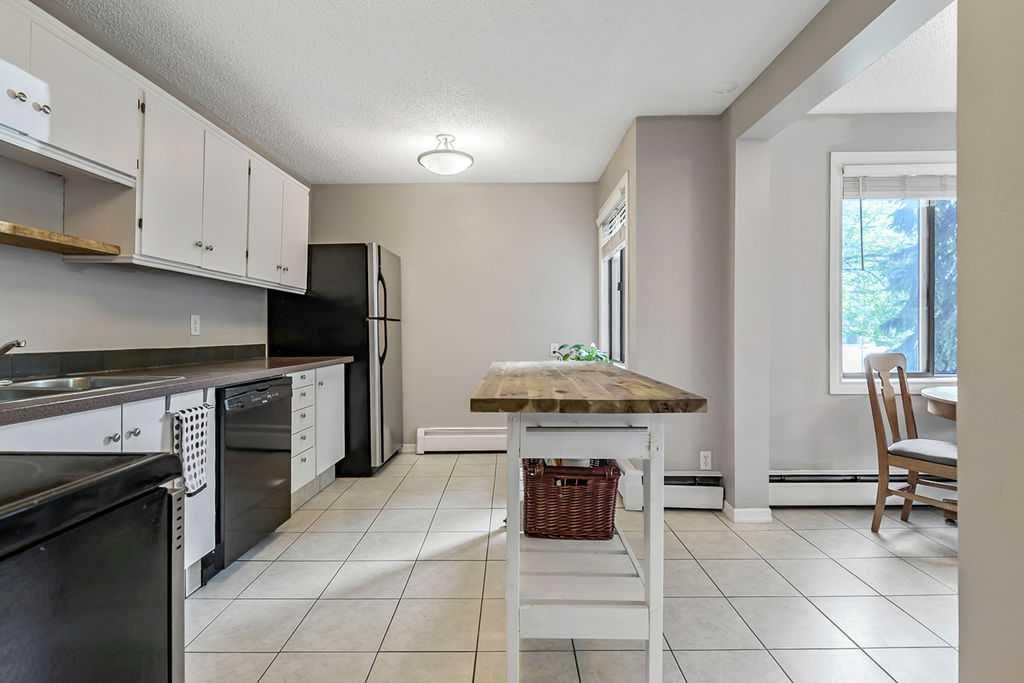 201, 618 2 Avenue NW, Calgary — photo 4 of 28