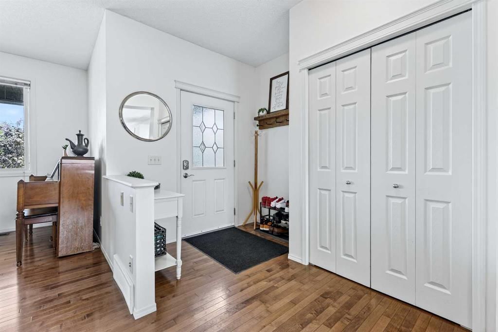 261 Copperstone Terrace SE, Calgary — photo 5 of 45