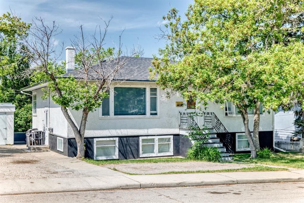 2511 15A Street SW, Calgary — main listing photo