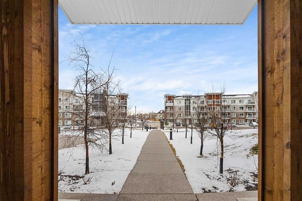 2408, 302 Skyview Ranch Drive NE, Calgary — photo 3 of 33