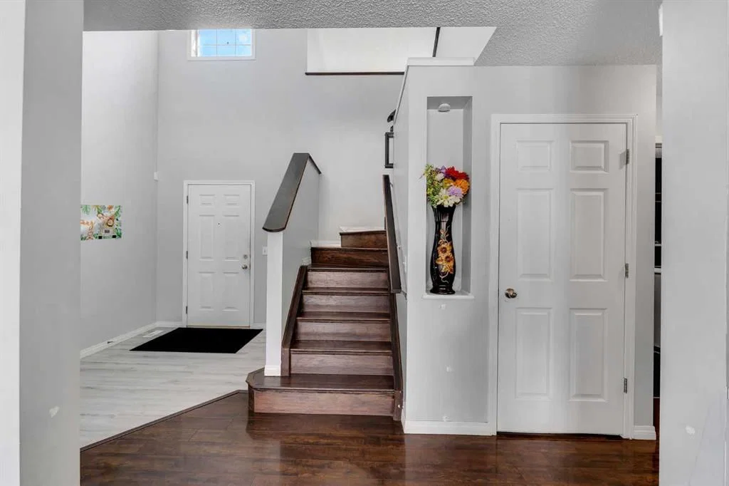 153 Saddlemead Road NE, Calgary — photo 4 of 40