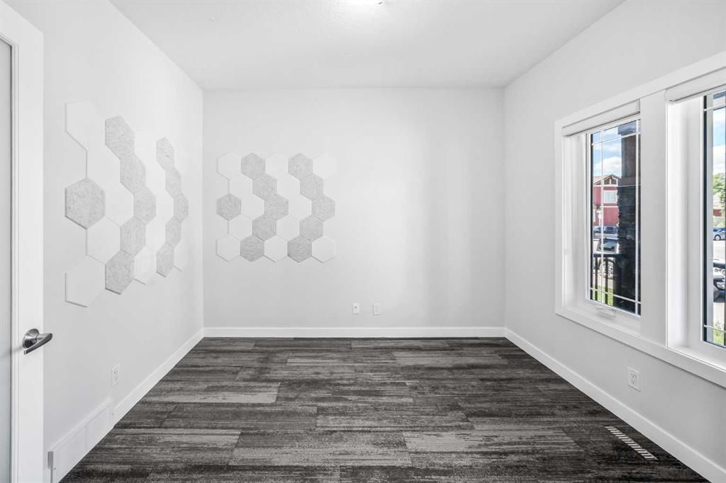 858 Evanston Drive NW, Calgary — photo 5 of 45