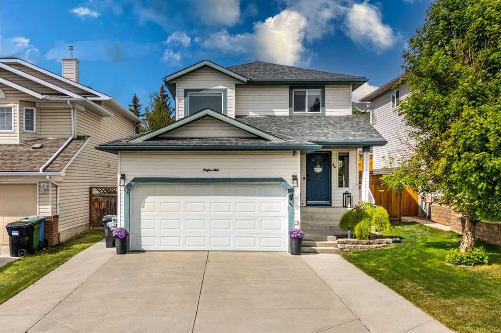 44 Tuscarora Place NW, Calgary — main listing photo