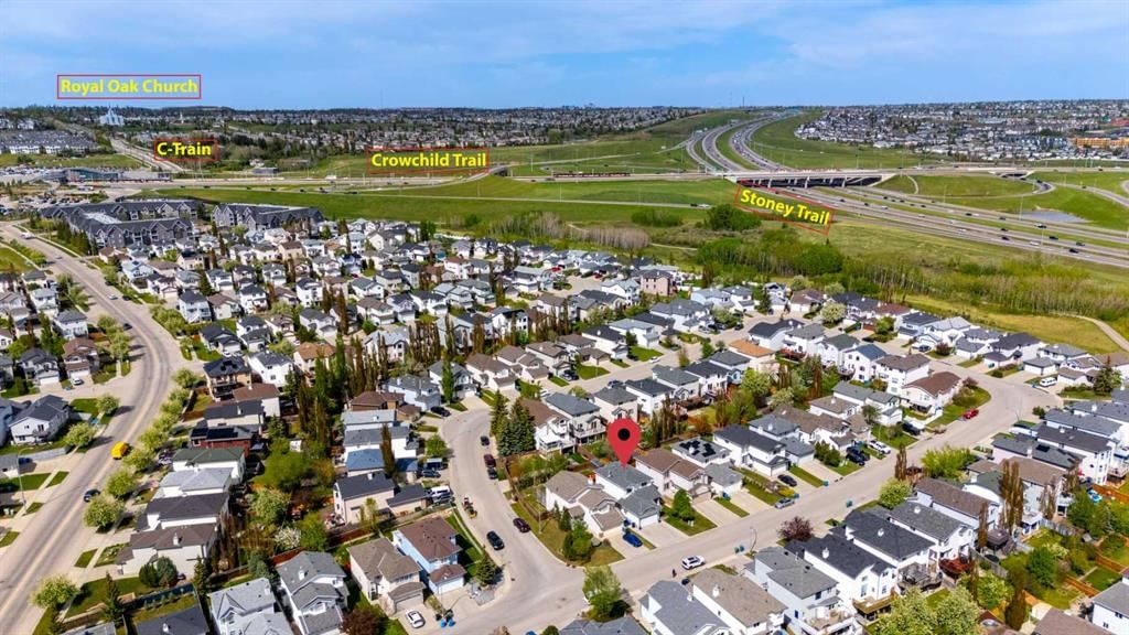 44 Tuscarora Place NW, Calgary — photo 3 of 50
