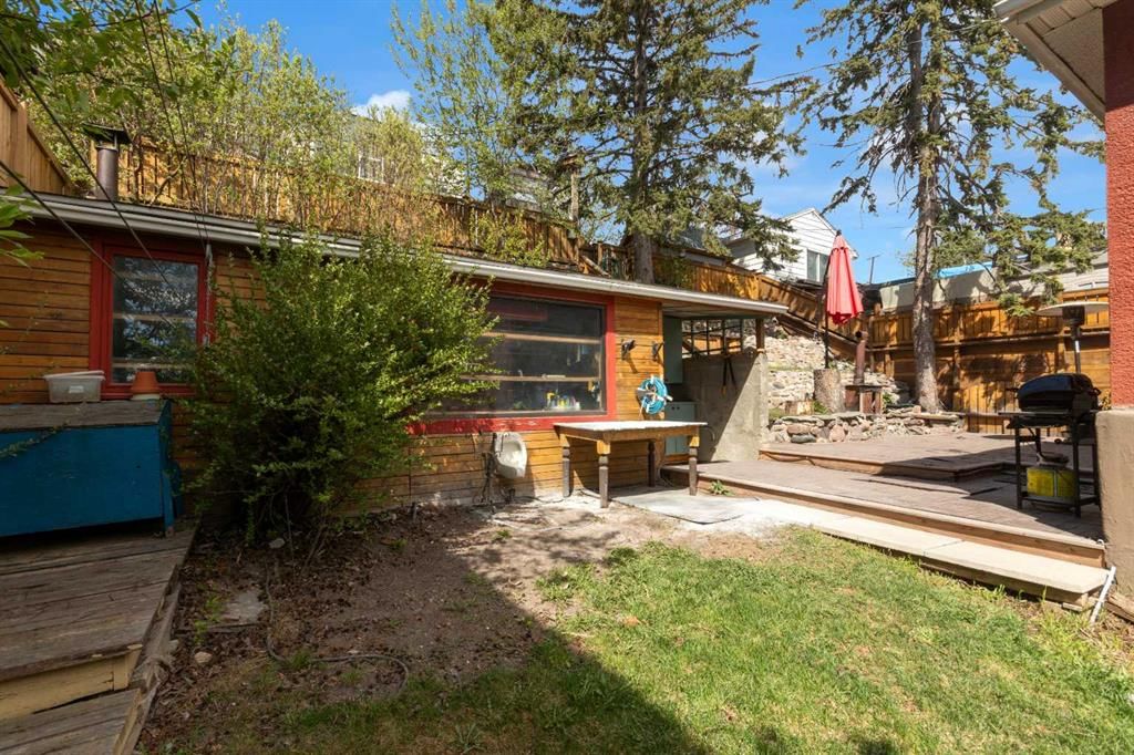 4007 Centre A Street NE, Calgary — photo 4 of 42