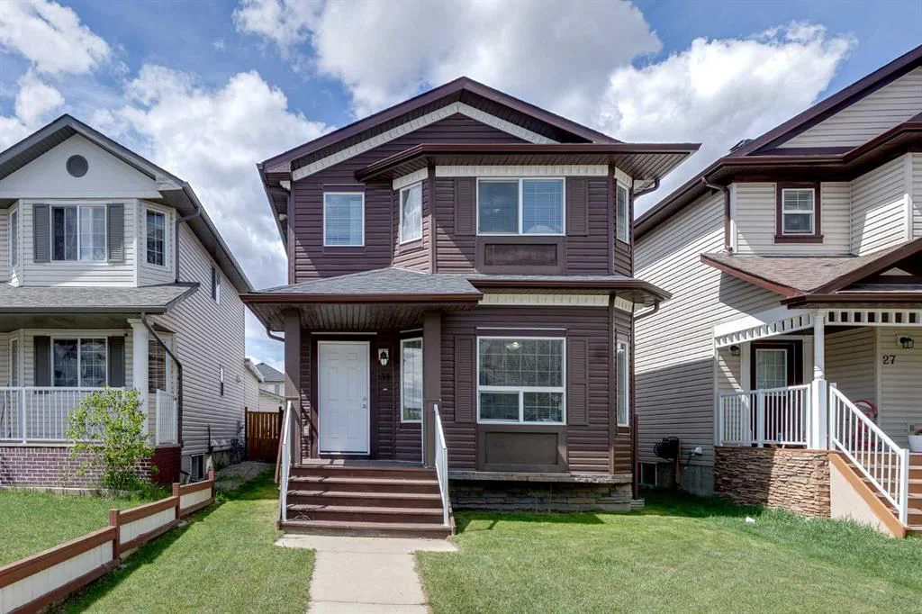 31 Taralake Gardens NE, Calgary — photo 2 of 22
