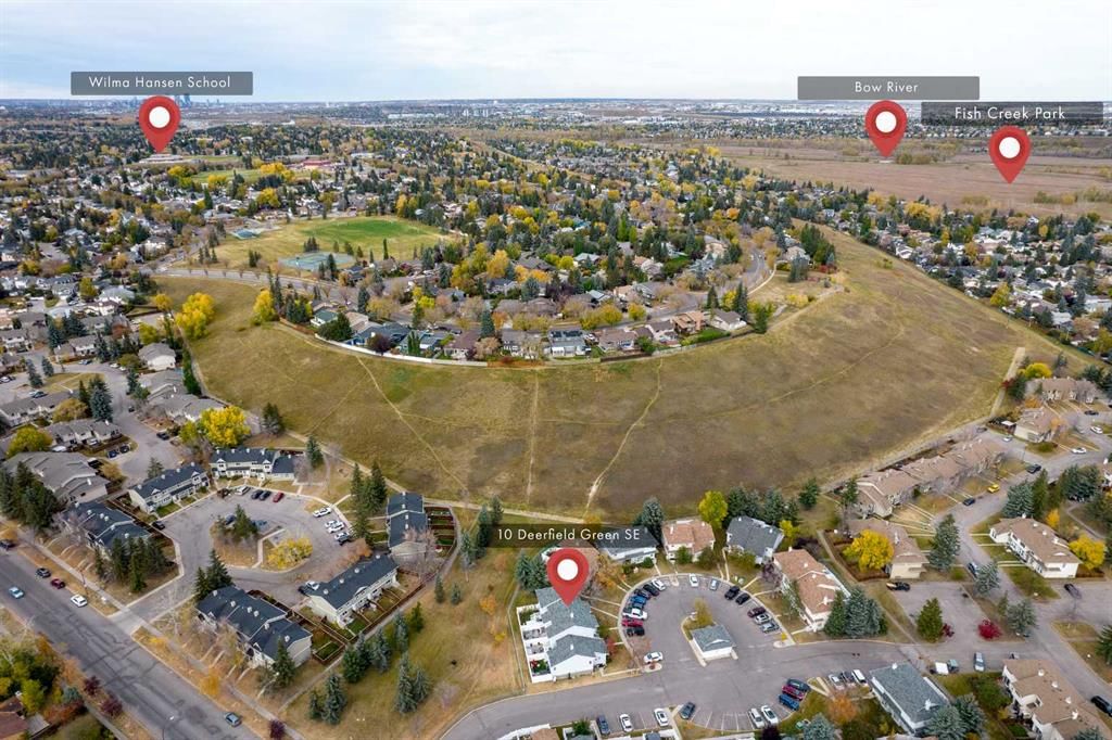 10 Deerfield Green SE, Calgary — photo 2 of 45