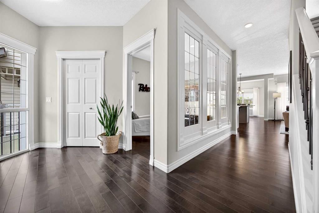 293 Bridleridge View SW, Calgary — photo 4 of 50