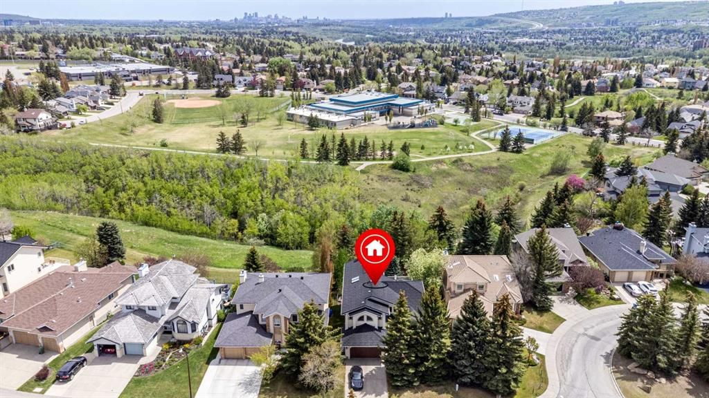 49 SCANDIA Hill NW, Calgary — main listing photo
