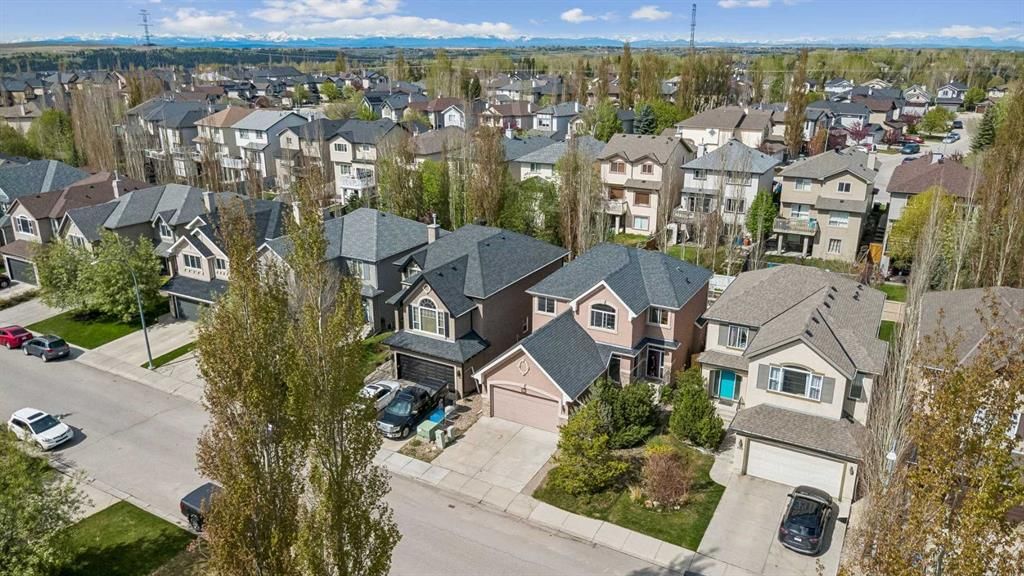 114 Tuscany Glen Place NW, Calgary — main listing photo