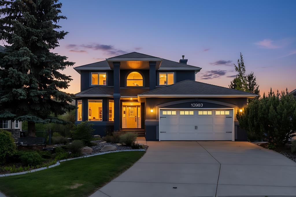 10983 Valley Springs Road NW, Calgary — photo 2 of 49