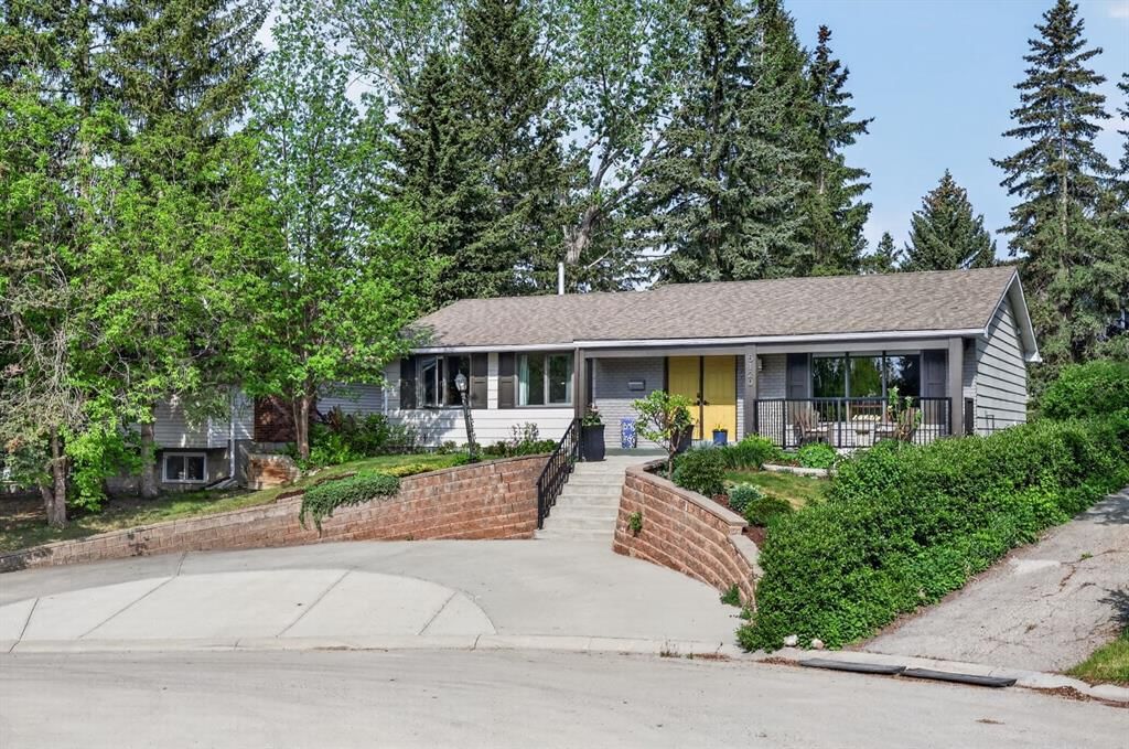 5120 Dalham Crescent NW, Calgary — photo 4 of 50