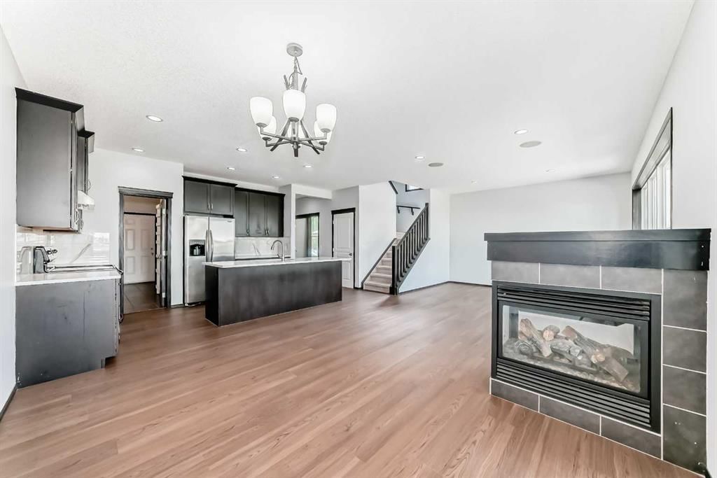 114 Autumn Circle SE, Calgary — photo 4 of 26