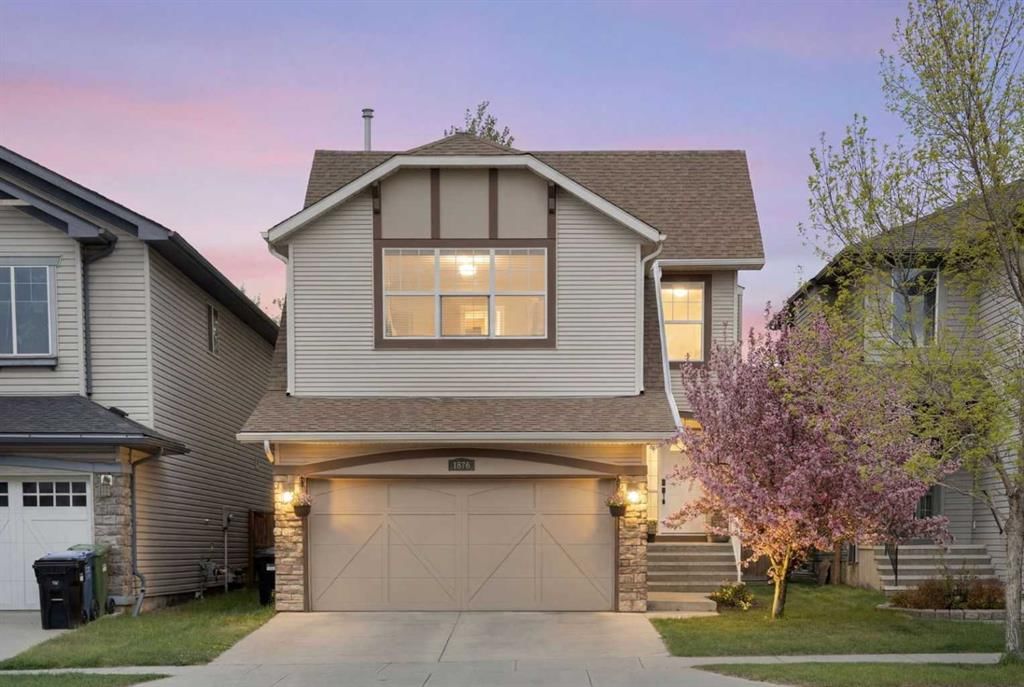 1876 New Brighton Drive SE, Calgary — main listing photo