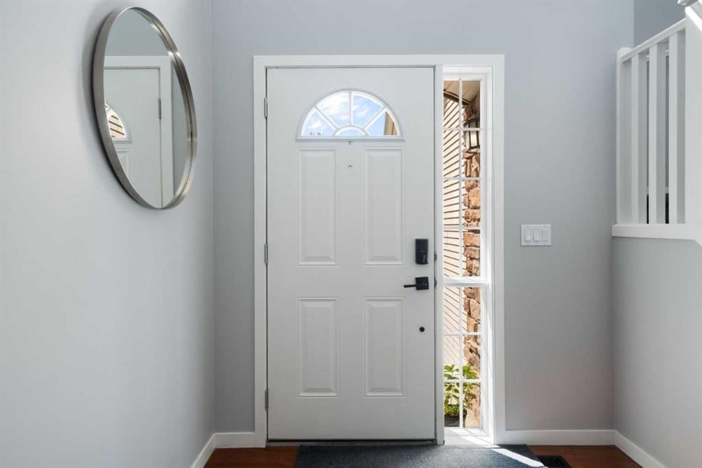 1876 New Brighton Drive SE, Calgary — photo 5 of 50