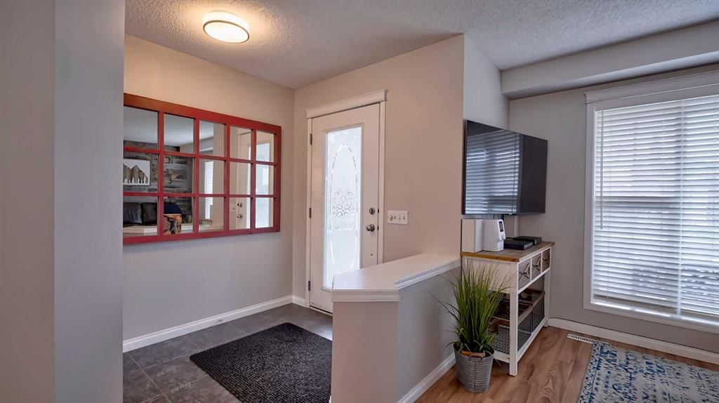 20 Tuscany Valley Park NW, Calgary — photo 2 of 27