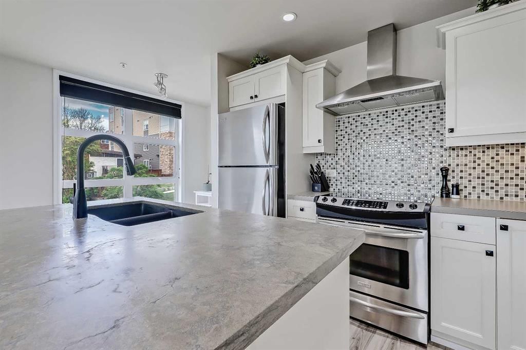 305, 716 5 Street NE, Calgary — photo 4 of 35