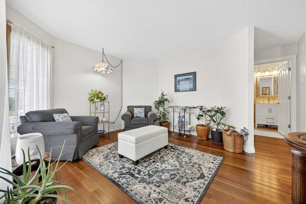 192 Arbour Wood Close NW, Calgary — photo 4 of 44