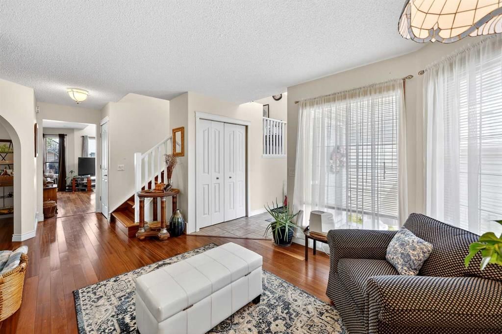 192 Arbour Wood Close NW, Calgary — photo 5 of 44