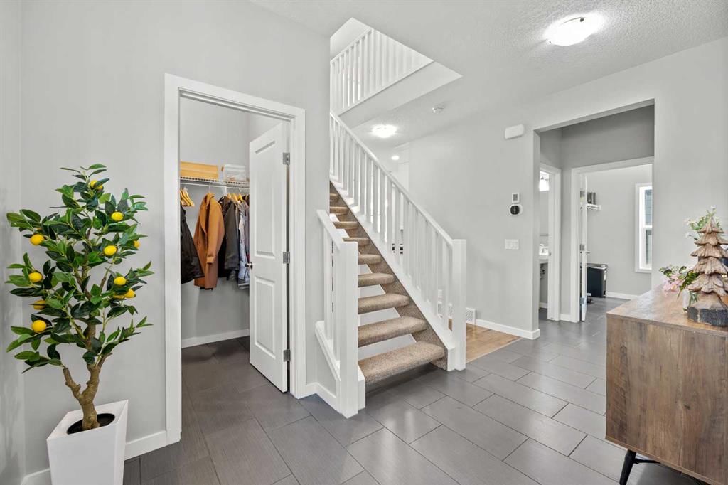 123 Masters Rise SE, Calgary — photo 3 of 50