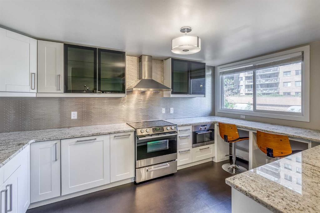 302, 1309 14 Avenue SW, Calgary — photo 4 of 33