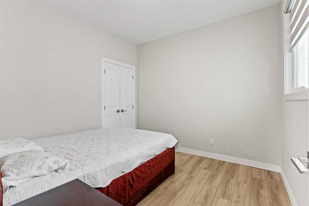 283 Belvedere Drive SE, Calgary — photo 5 of 38