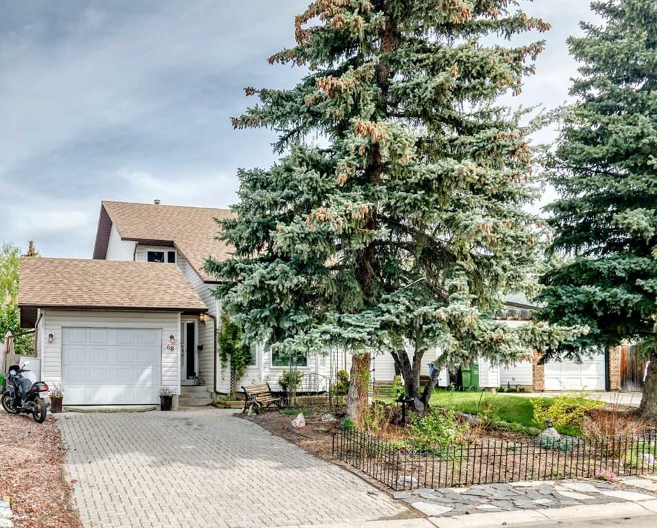 68 Woodview Court SW, Calgary — main listing photo