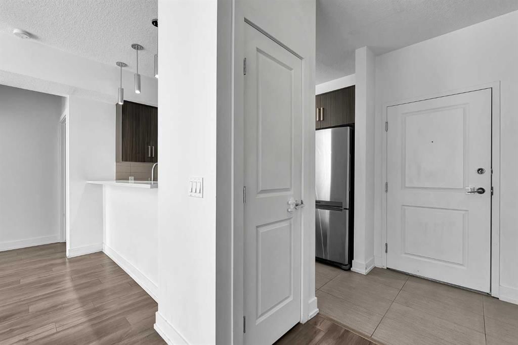 107, 611 Edmonton Trail NE, Calgary — photo 3 of 31