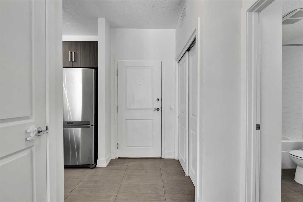 107, 611 Edmonton Trail NE, Calgary — photo 4 of 31