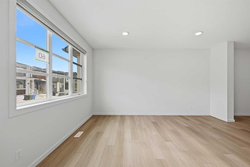 60 Savanna Place NE, Calgary — photo 3 of 50